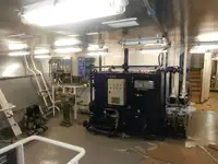 કન્ટેનર જહાજ વેચાણ માટે