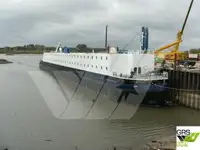 કન્ટેનર જહાજ વેચાણ માટે