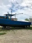 ટ્રોલર વેચાણ માટે