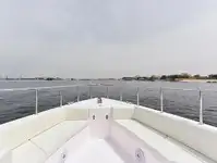 ક્રૂઝ જહાજ વેચાણ માટે