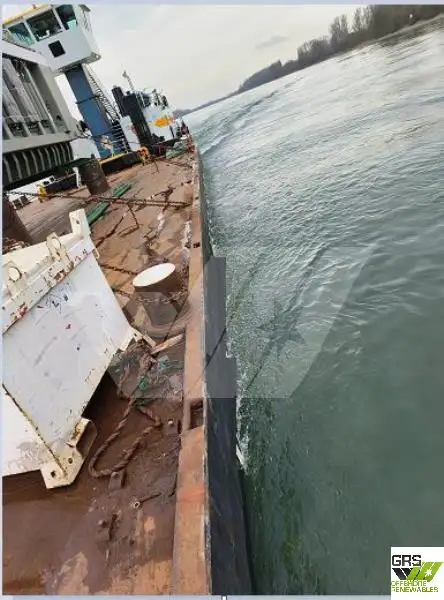 બાર્જ વેચાણ માટે
