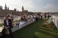 ક્રૂઝફેરી વેચાણ માટે