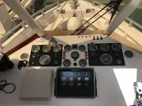 ક્રૂઝ જહાજ વેચાણ માટે