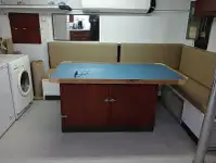 કન્ટેનર જહાજ વેચાણ માટે