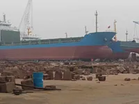 કન્ટેનર જહાજ વેચાણ માટે