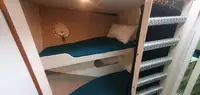કન્ટેનર જહાજ વેચાણ માટે