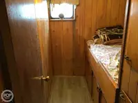 ટ્રોલર વેચાણ માટે