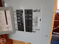 ટ્રોલર વેચાણ માટે
