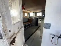 ટ્રોલર વેચાણ માટે