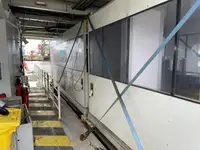 કન્ટેનર જહાજ વેચાણ માટે