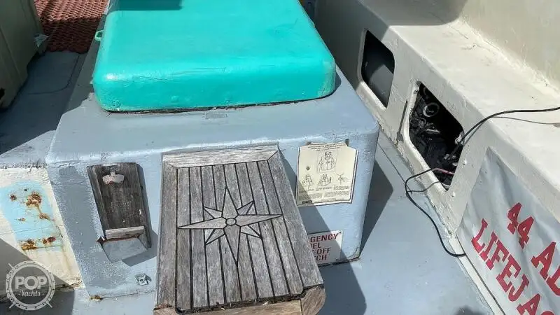 ક્રૂઝ જહાજ વેચાણ માટે