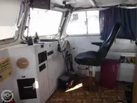 ટ્રોલર વેચાણ માટે