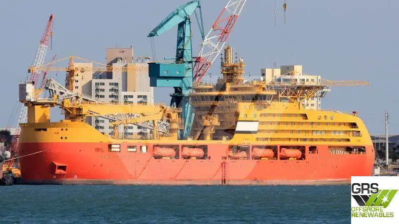 રહેઠાણ માટેનું બાર્જ વેચાણ માટે