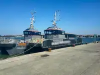 કન્ટેનર જહાજ વેચાણ માટે
