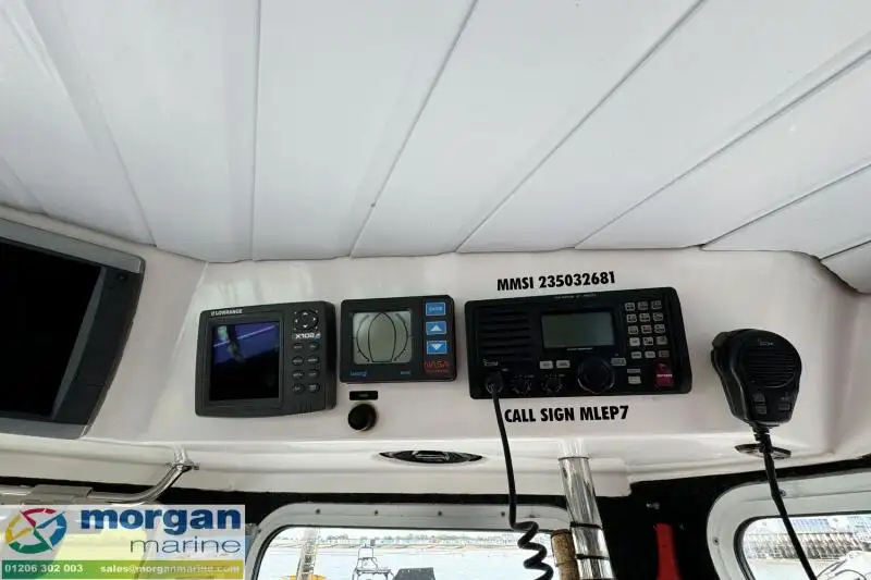 વર્ક બોટ વેચાણ માટે