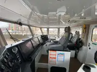 વર્ક બોટ વેચાણ માટે