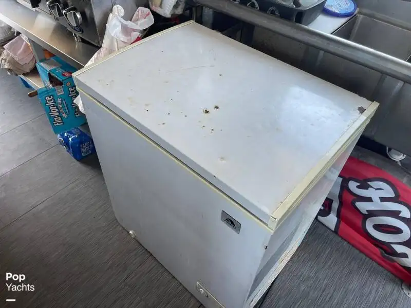 પોન્ટૂન વેચાણ માટે