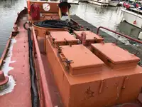 બાર્જ વેચાણ માટે