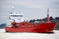 Oil/Chemical tanker વેચાણ માટે
