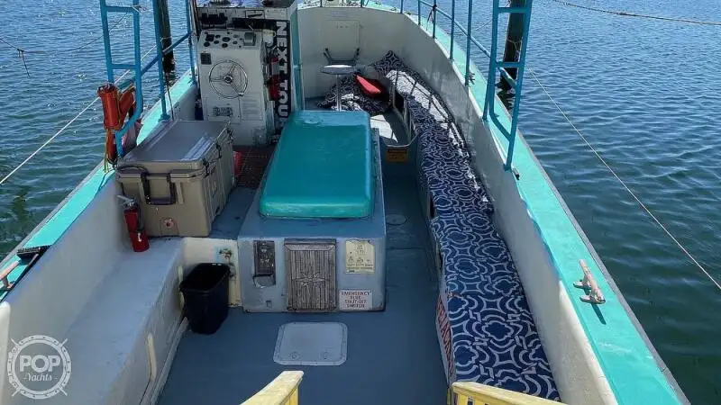 ક્રૂઝ જહાજ વેચાણ માટે