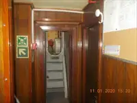 ક્રૂ બોટ વેચાણ માટે