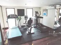 ક્રૂઝ જહાજ વેચાણ માટે