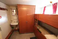 ફ્લોટિંગ હોટેલ વેચાણ માટે