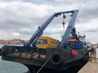 વર્ક બોટ વેચાણ માટે