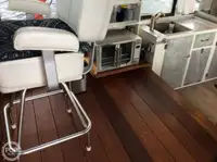ટોબોટ વેચાણ માટે