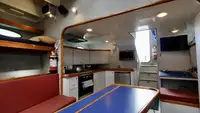 સંશોધન જહાજ વેચાણ માટે