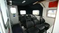 ક્રૂ બોટ વેચાણ માટે