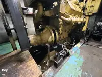 ટ્રોલર વેચાણ માટે