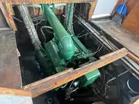 ટ્રોલર વેચાણ માટે