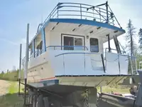 ક્રૂઝ જહાજ વેચાણ માટે