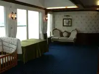 કેટામરાન વેચાણ માટે