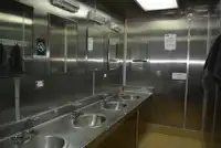 એલએનજી વાહક વેચાણ માટે