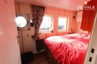 ફ્લોટિંગ હોટેલ વેચાણ માટે