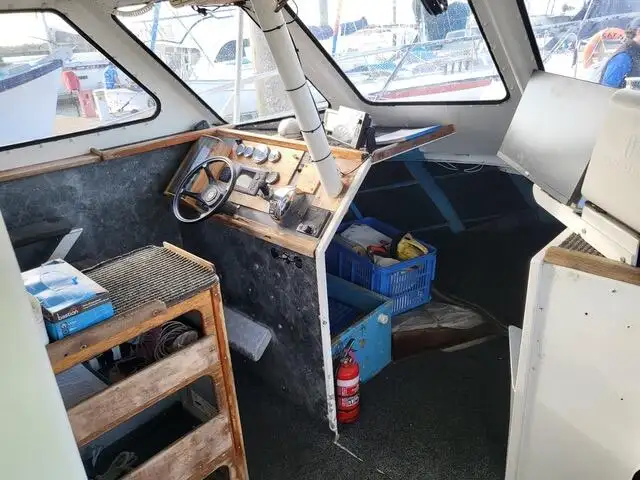 ટ્રોલર વેચાણ માટે