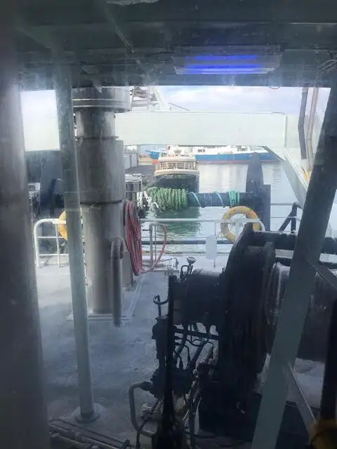 ટ્રોલર વેચાણ માટે