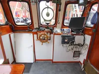 પાયલોટ બોટ વેચાણ માટે