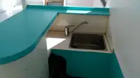 ક્રૂ બોટ વેચાણ માટે