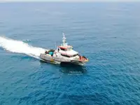 પેટ્રોલ બોટ વેચાણ માટે