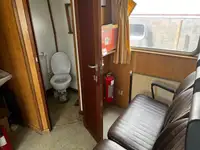 પેટ્રોલ બોટ વેચાણ માટે