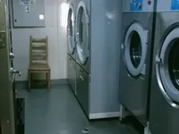 રહેઠાણ માટેનું બાર્જ વેચાણ માટે