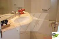 ક્રૂઝ જહાજ વેચાણ માટે
