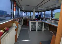 વર્કબોટ વેચાણ માટે