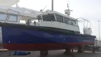 ક્રૂ બોટ વેચાણ માટે