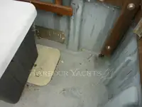 ટ્રોલર વેચાણ માટે
