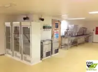 રહેઠાણ માટેનું બાર્જ વેચાણ માટે