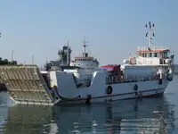 કન્ટેનર જહાજ વેચાણ માટે